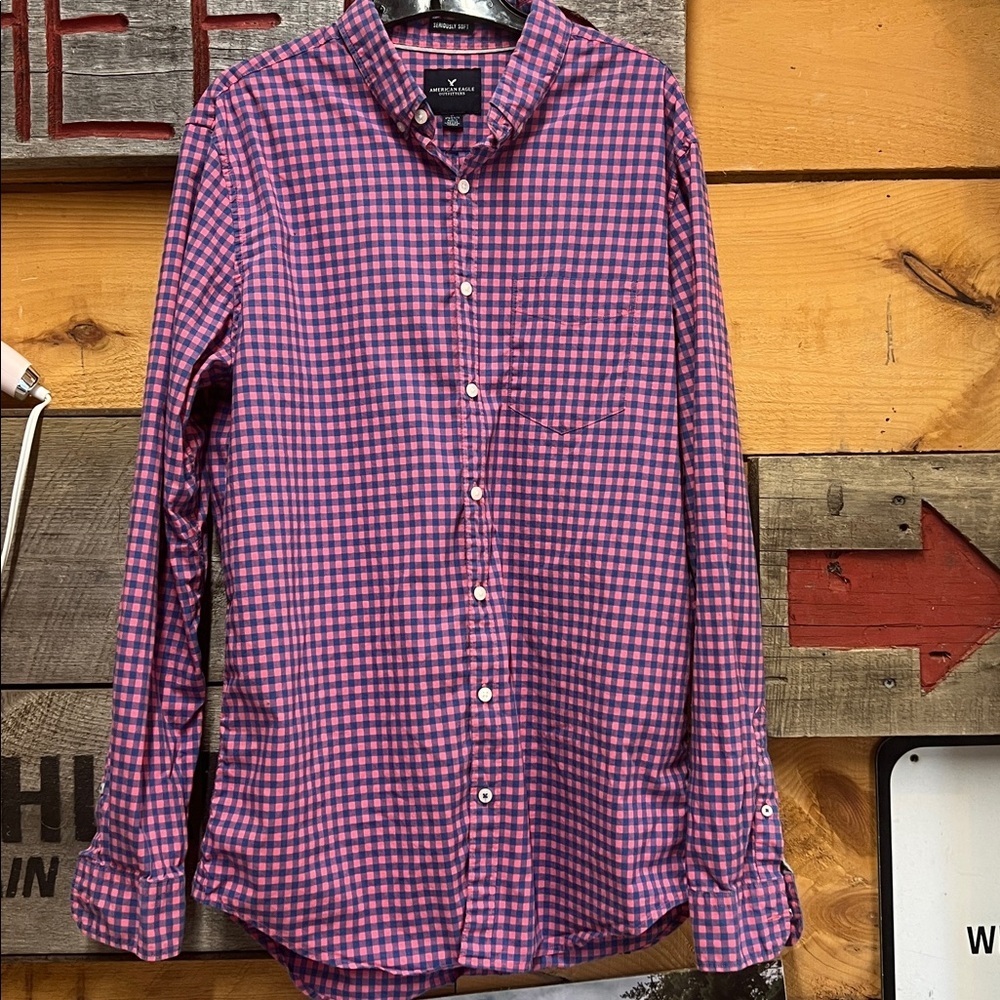 American Eagle Outfitters Pink and Blue Plaid Shirt cotton sz LT